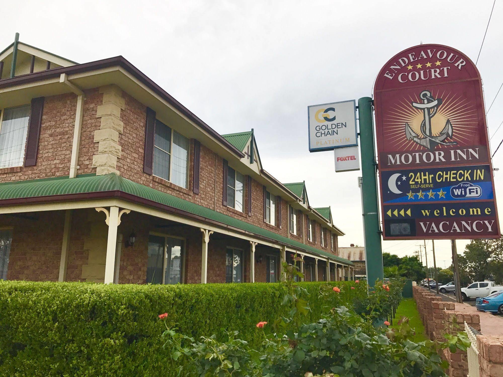Endeavour Court Motor Inn Dubbo Bagian luar foto